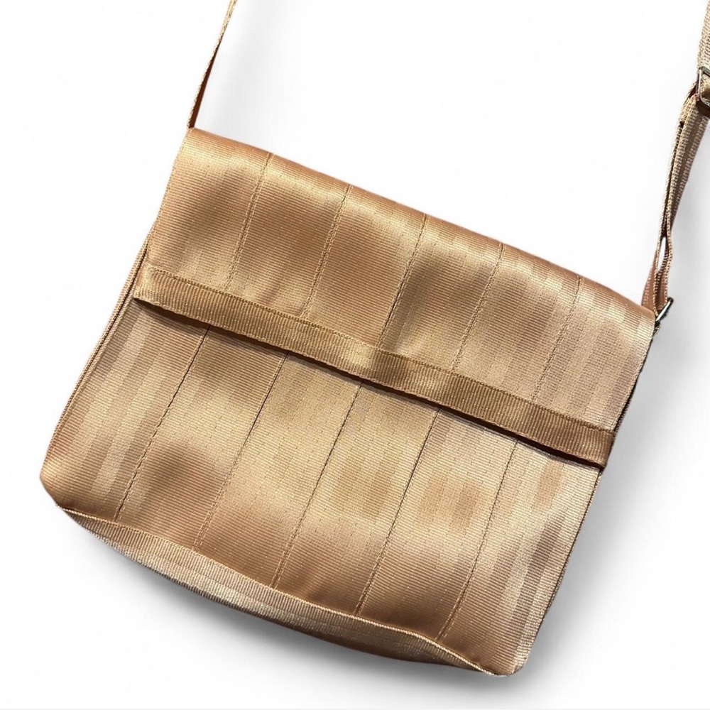 Harveys Gold Champagne Fold over Crossbody Seatbelt Bag GUC